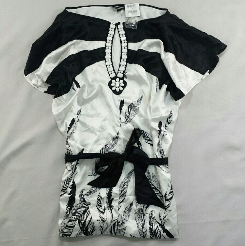 BEBE keyhole silk dress B35